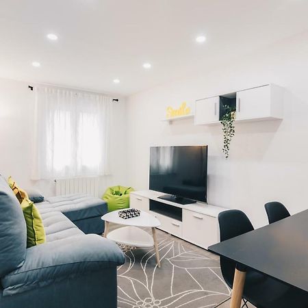 Aiara Apartment By People Rentals Bilbao Buitenkant foto
