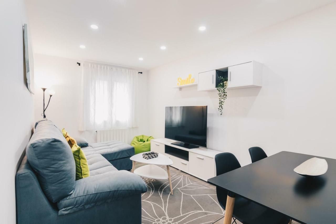 Aiara Apartment By People Rentals Bilbao Buitenkant foto